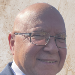 Herman Eknaian Headshot